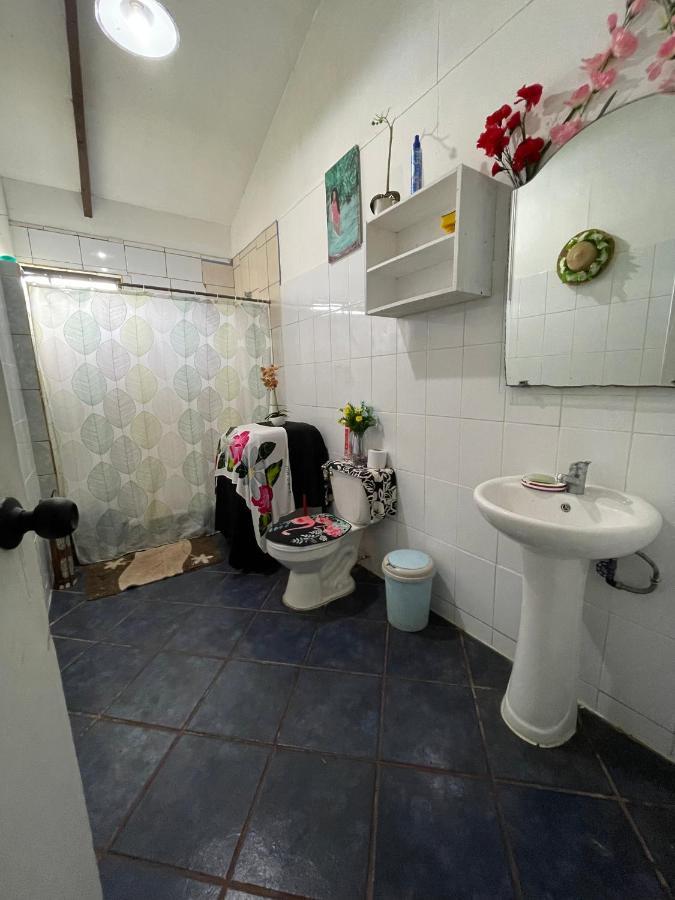 Albergue Pua Vaenga Hanga Roa Exterior foto